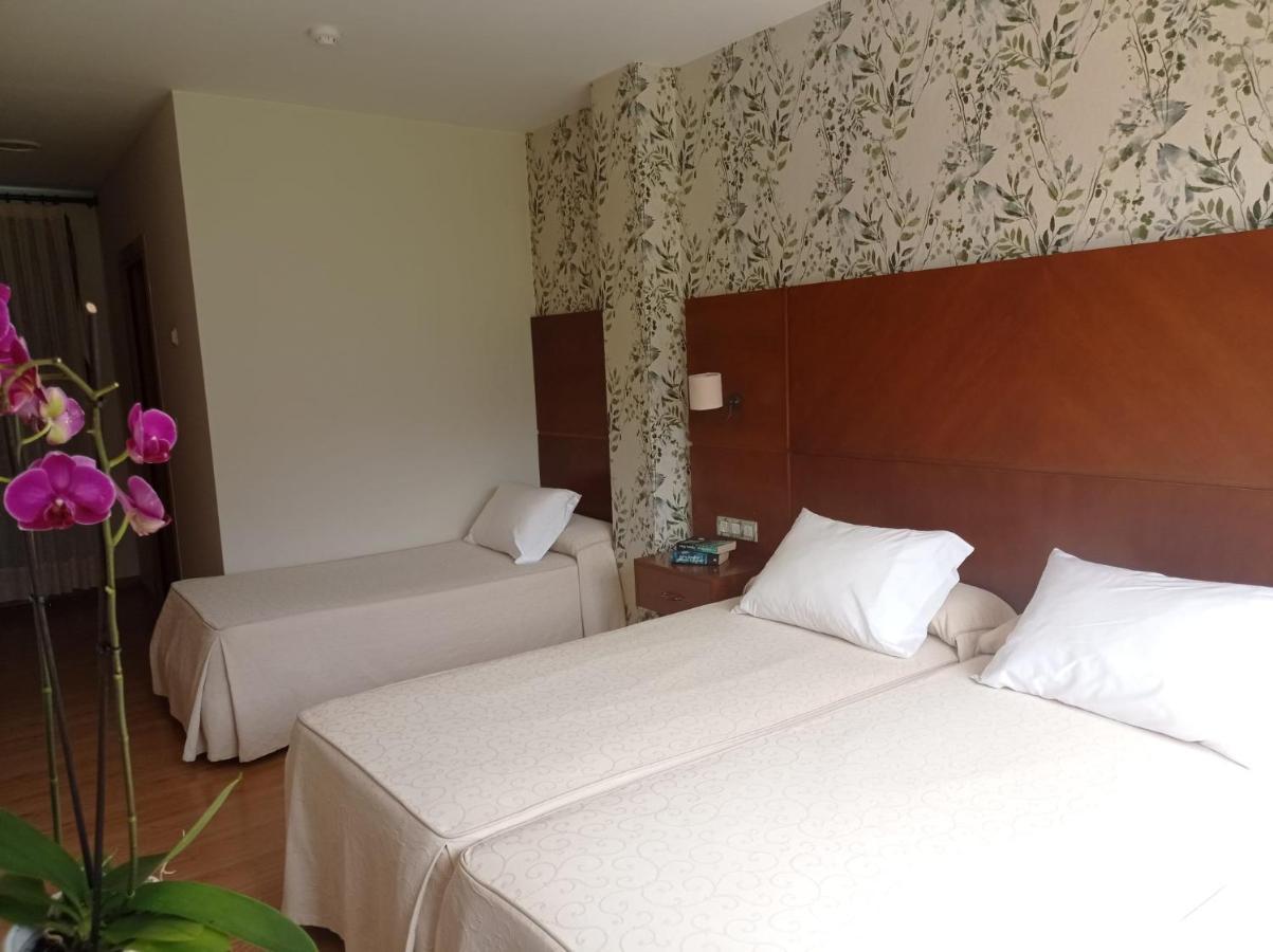 Hotel A Raina Ойя Екстер'єр фото